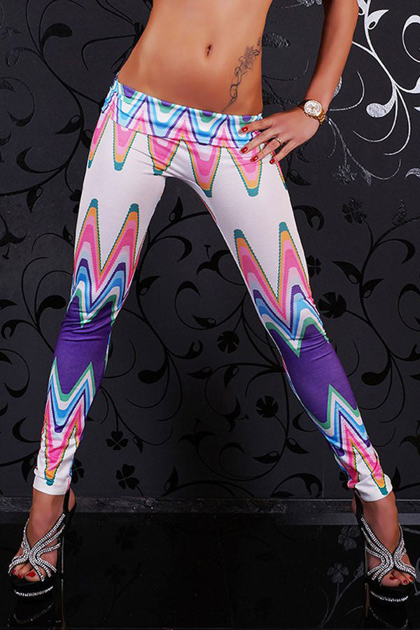 Mary Jane Asymmetric Print Legging - Everything 5 Pounds - 2